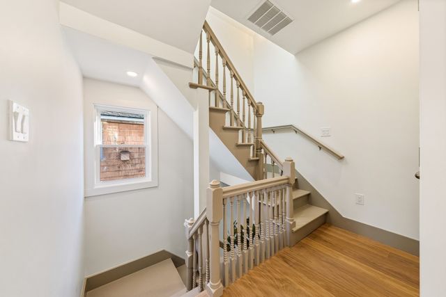 24 Olney 24, Watertown, MA 02472