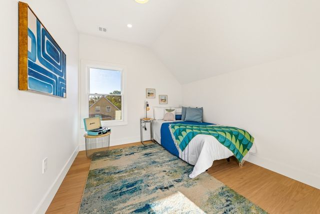 24 Olney 24, Watertown, MA 02472