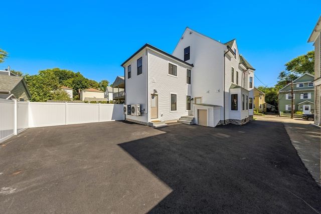 24 Olney 24, Watertown, MA 02472