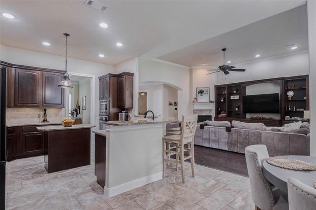 4915 Westchester Drive, Fulshear, TX 77441