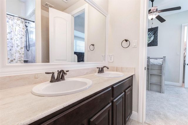 4915 Westchester Drive, Fulshear, TX 77441