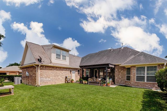 4915 Westchester Drive, Fulshear, TX 77441