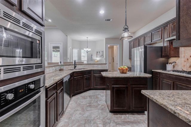 4915 Westchester Drive, Fulshear, TX 77441