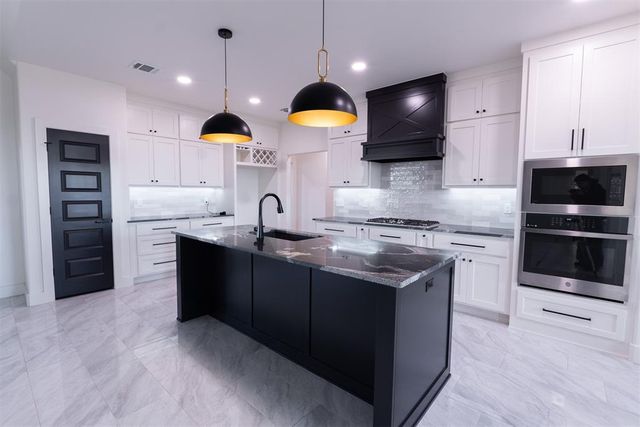 4364 Janie Way, Guthrie, OK 73044