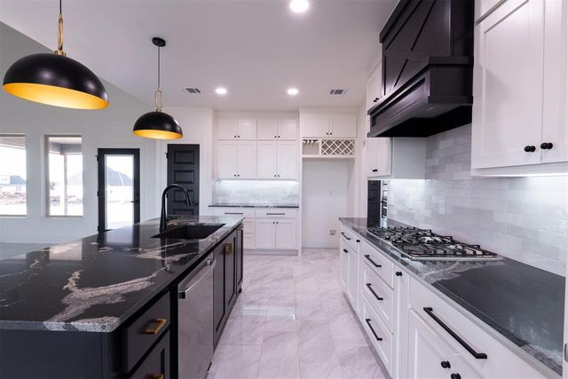 4364 Janie Way, Guthrie, OK 73044