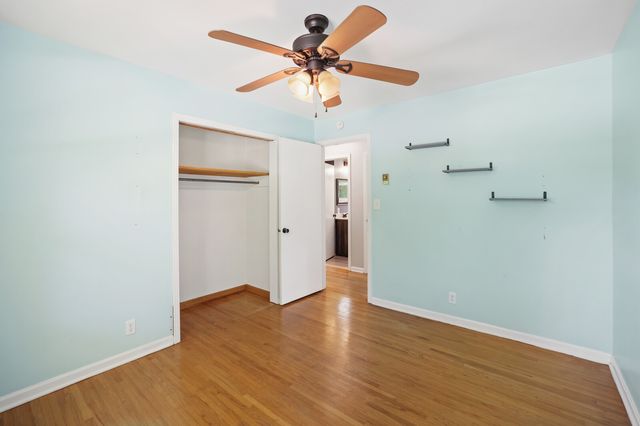 1709 W Elmwood Rd, Clarksville, TN 37040