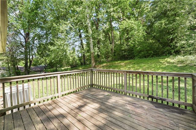 1709 W Elmwood Rd, Clarksville, TN 37040