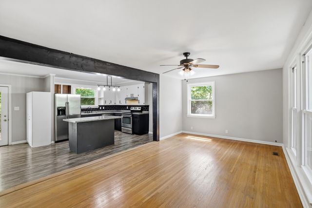 1709 W Elmwood Rd, Clarksville, TN 37040