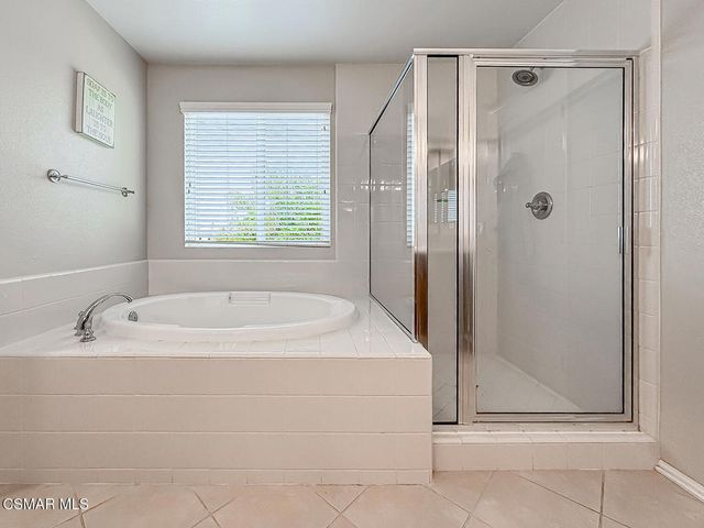 19373 Moriah Lane, Saugus, CA 91350