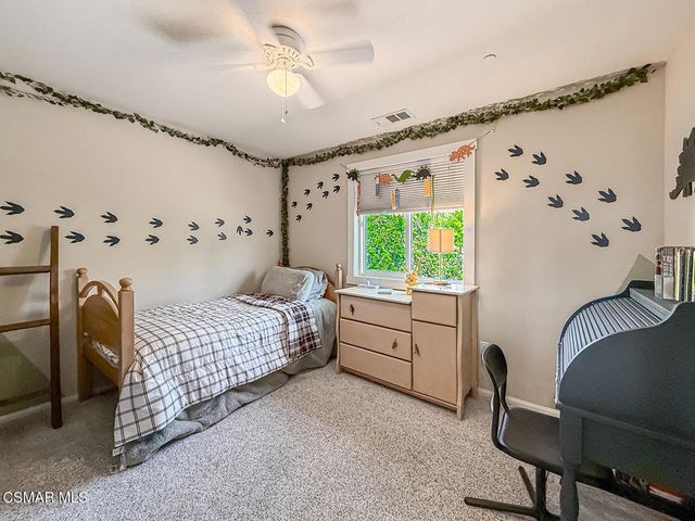 19373 Moriah Lane, Saugus, CA 91350