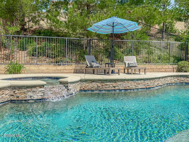 19373 Moriah Lane, Saugus, CA 91350