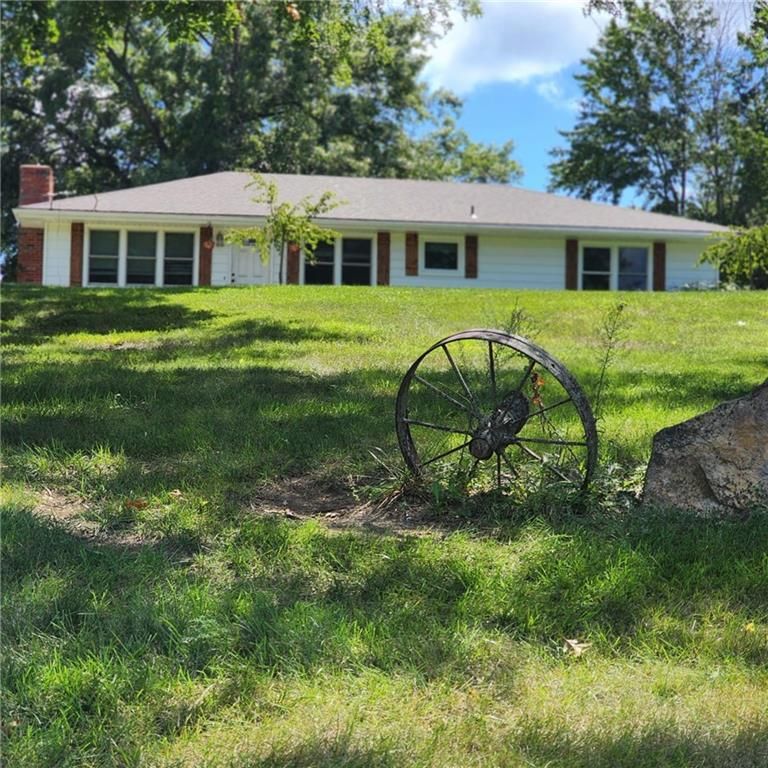 9340 Barkertown Road, Odessa, MO 64076