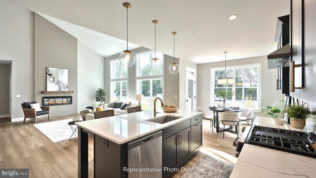 101 KENSINGTON PL, Mechanicsburg, PA 17050