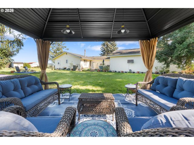 5514 H JACKSON Hwy, Toledo, WA 98591