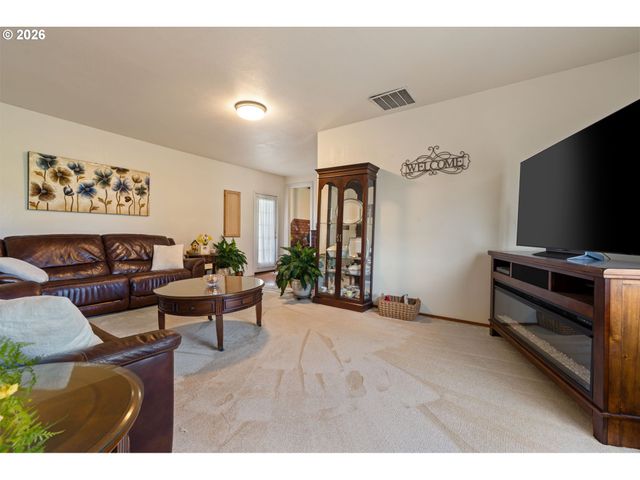 5514 H JACKSON Hwy, Toledo, WA 98591