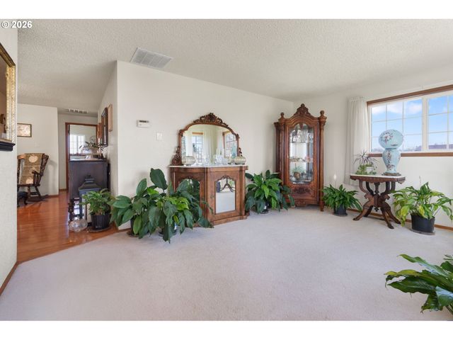 5514 H JACKSON Hwy, Toledo, WA 98591
