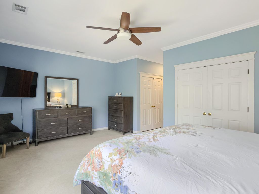 Image 31 of property listing at 161 Etiwan Pointe Drive, Mount Pleasant, SC 29464