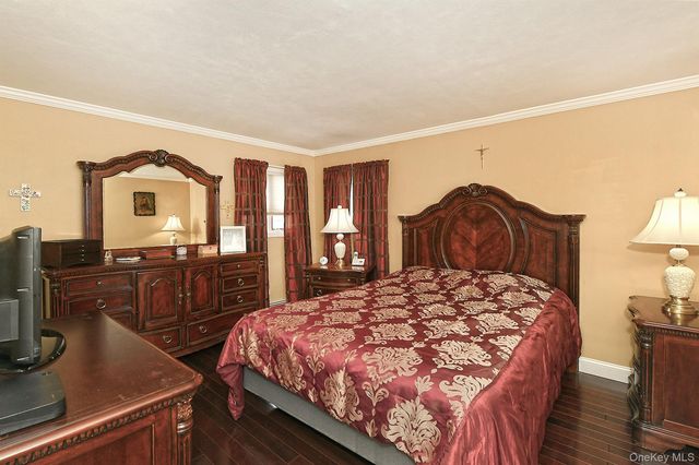 53 S 3rd Street, Bethpage, NY 11714
