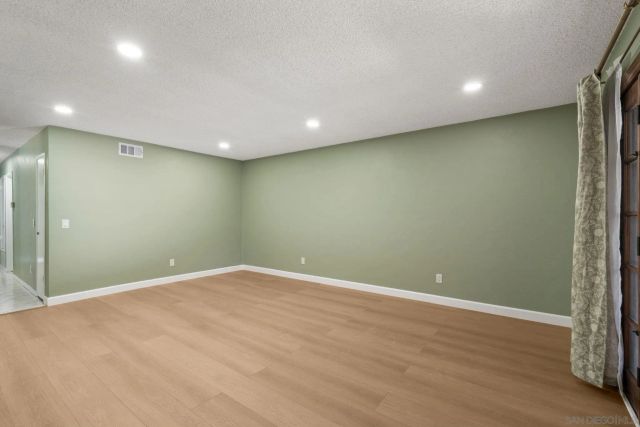 3867 35th St, San Diego, CA 92104