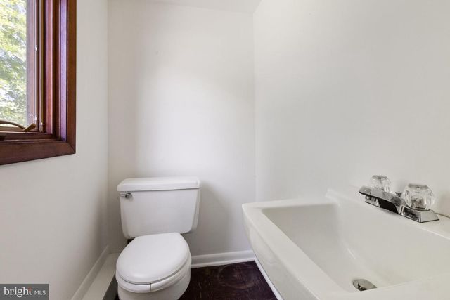 509 PENROSE LN, Warminster, PA 18974