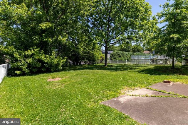509 PENROSE LN, Warminster, PA 18974
