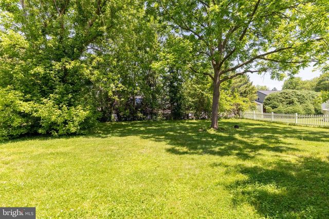 509 PENROSE LN, Warminster, PA 18974