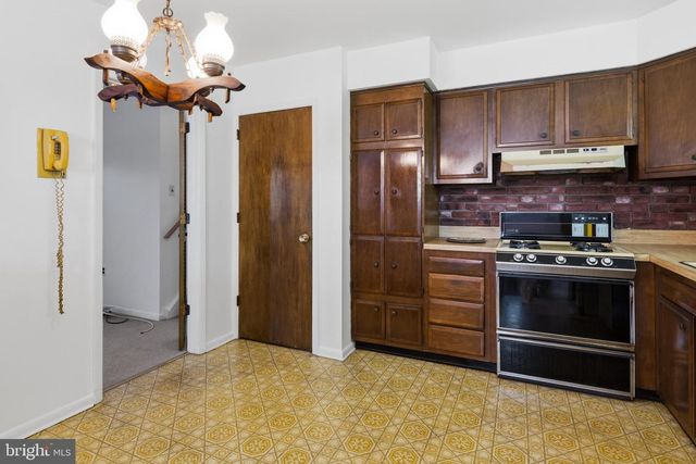509 PENROSE LN, Warminster, PA 18974