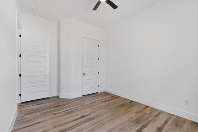 137 N Pohakea DR, Bastrop, TX 78602