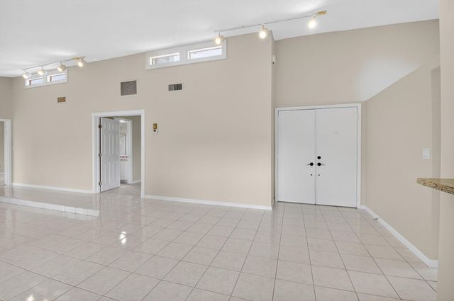 5580 Piping Rock Drive, Boynton Beach, FL 33437