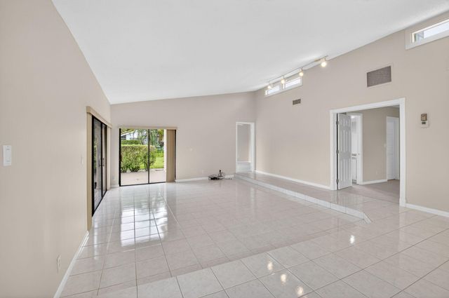 5580 Piping Rock Drive, Boynton Beach, FL 33437