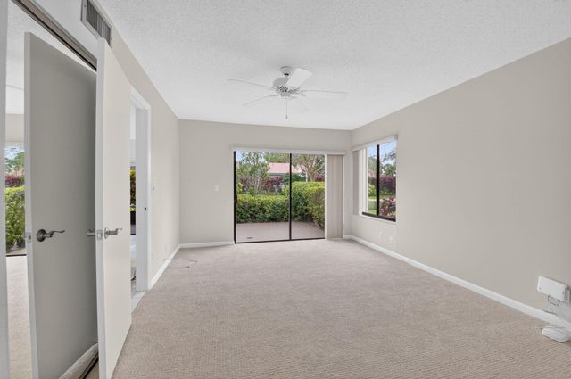 5580 Piping Rock Drive, Boynton Beach, FL 33437