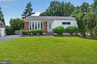 1107 EVERGREEN AVE, Folsom, PA 19033