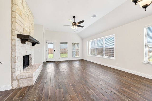 2120 Spyglass Drive, Royse City, TX 75189