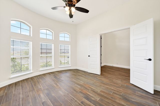 2120 Spyglass Drive, Royse City, TX 75189