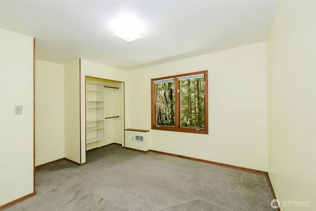 7680 SE Southworth Drive, Port Orchard, WA 98366