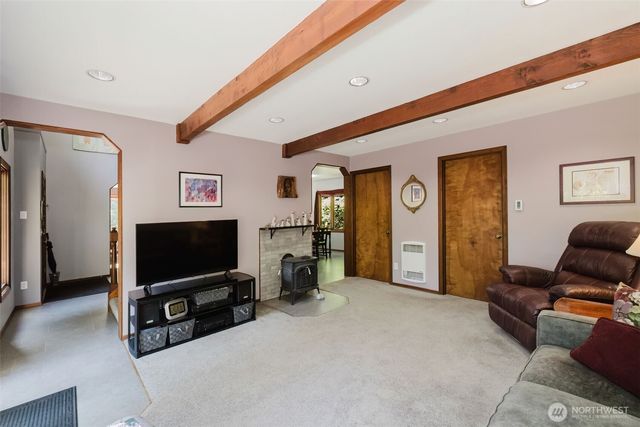 7680 SE Southworth Drive, Port Orchard, WA 98366