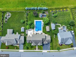 1525 ZESTAR DRIVE, Mechanicsburg, PA 17055