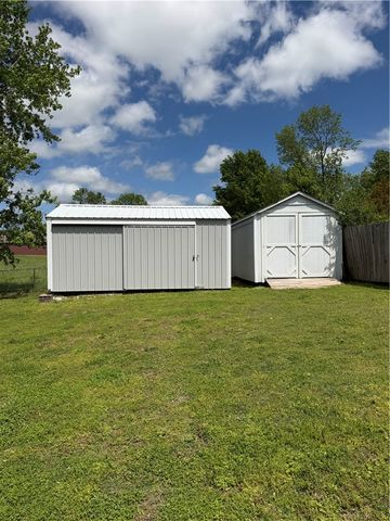 1451 Kay Lynn Drive, Pea Ridge, AR 72751