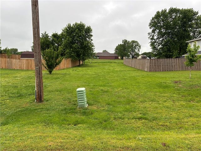1451 Kay Lynn Drive, Pea Ridge, AR 72751