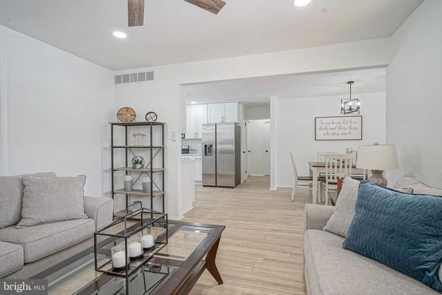 1778 CONGRESS, Turnersville, NJ 08012