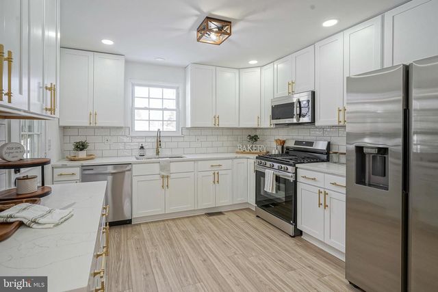 1778 CONGRESS, Turnersville, NJ 08012