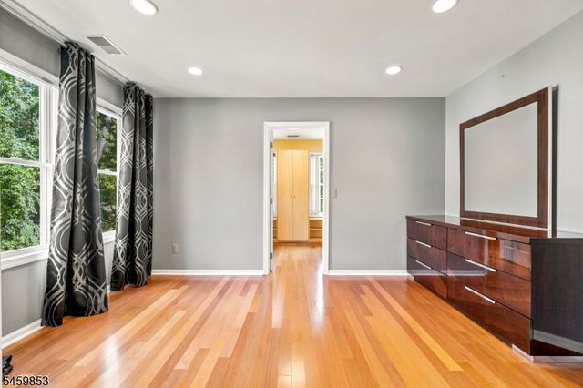 20 Crestview Ln, Sparta Twp., NJ 07871