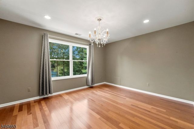 20 Crestview Ln, Sparta Twp., NJ 07871