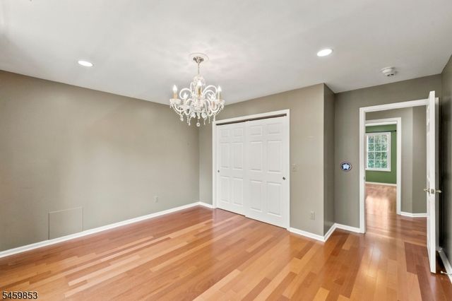 20 Crestview Ln, Sparta Twp., NJ 07871