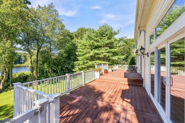 20 Crestview Ln, Sparta Twp., NJ 07871