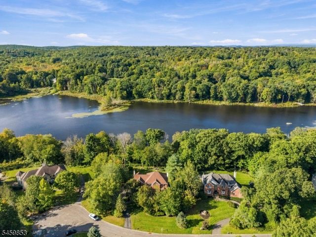 20 Crestview Ln, Sparta Twp., NJ 07871
