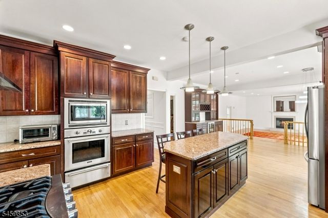 20 Crestview Ln, Sparta Twp., NJ 07871