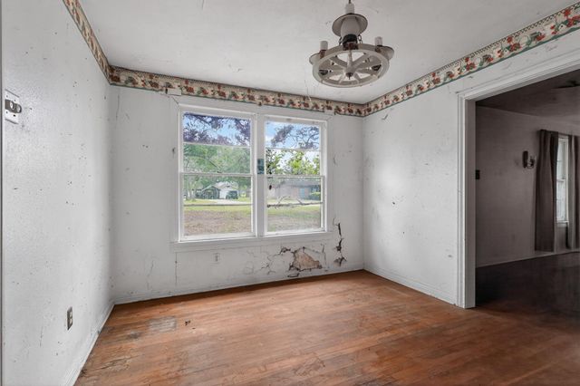 134 Scout Road, Freeport, TX 77541