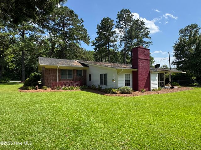 136 Brown Maultsby Road, Whiteville, NC 28472