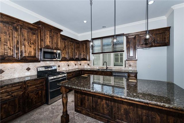 108 Yukon CV, Hutto, TX 78634